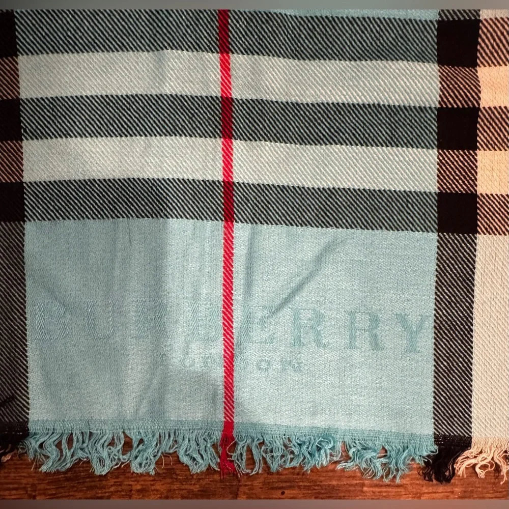 Burberry London Large Blue Plaid Cashmere Shawl/Scarf - Picture 7 of 7